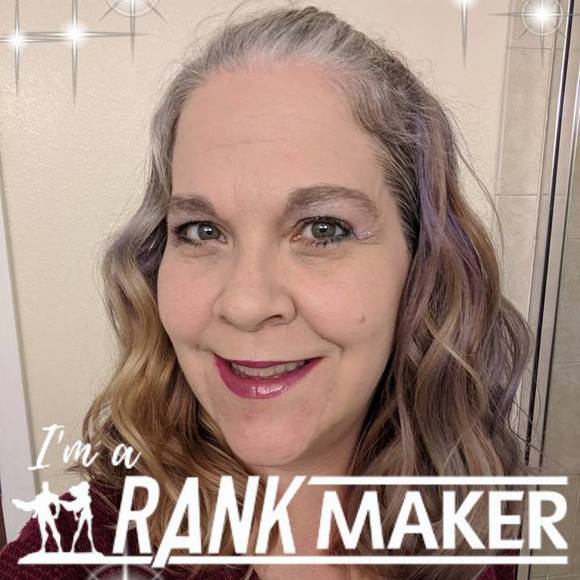 Meet your Posher, Lisa - Picture 1 of 1